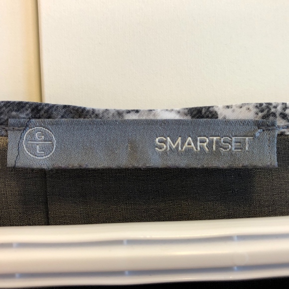 Mini Dress (Grey/Black with sheer top) with pocket - Picture 2 of 4